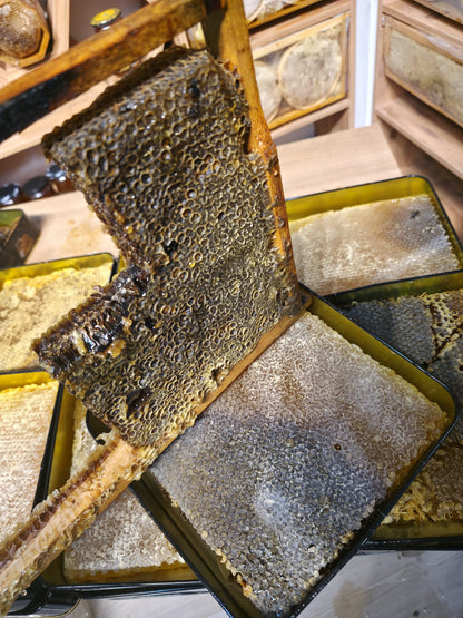 1,5kg petekli çiçek balı